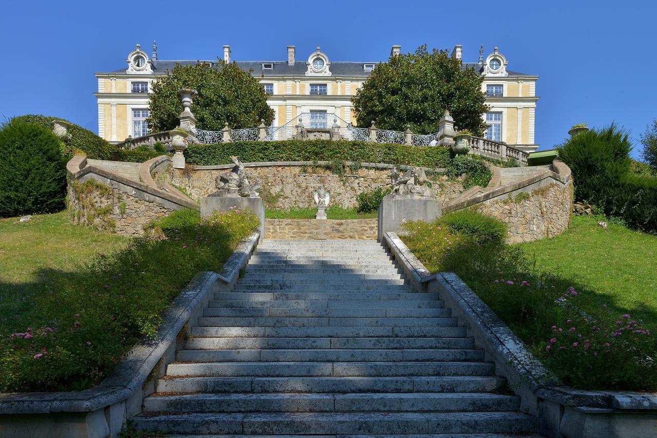 Chateau Colbert Maulévrier Exterior foto